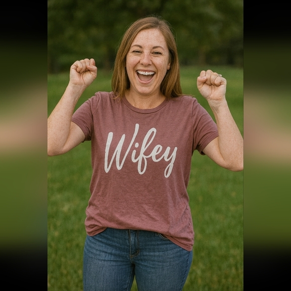 Wifey Script Tee - Mauve Pink, Extra Large - Picture 1 of 3
